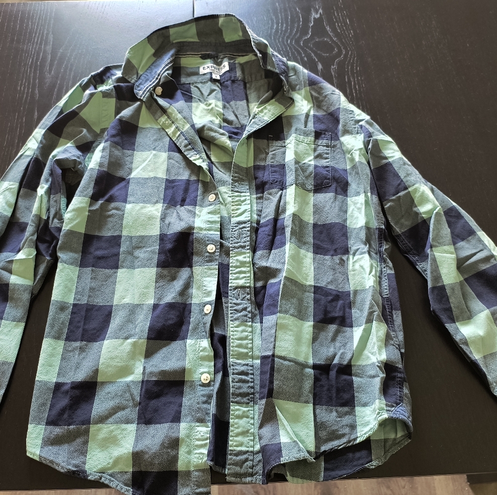 Express Shirt Plaid Button-Down Soft Wash Blue and Mint Long-Sleeve Mens Medium